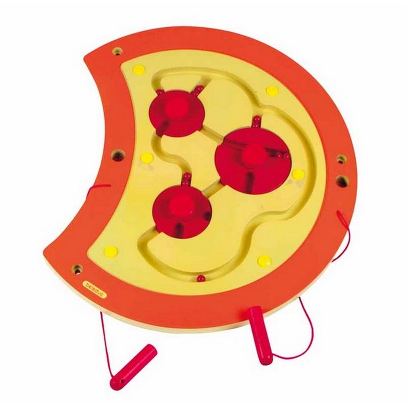 Caterpillar  Turning Around Labyrinth