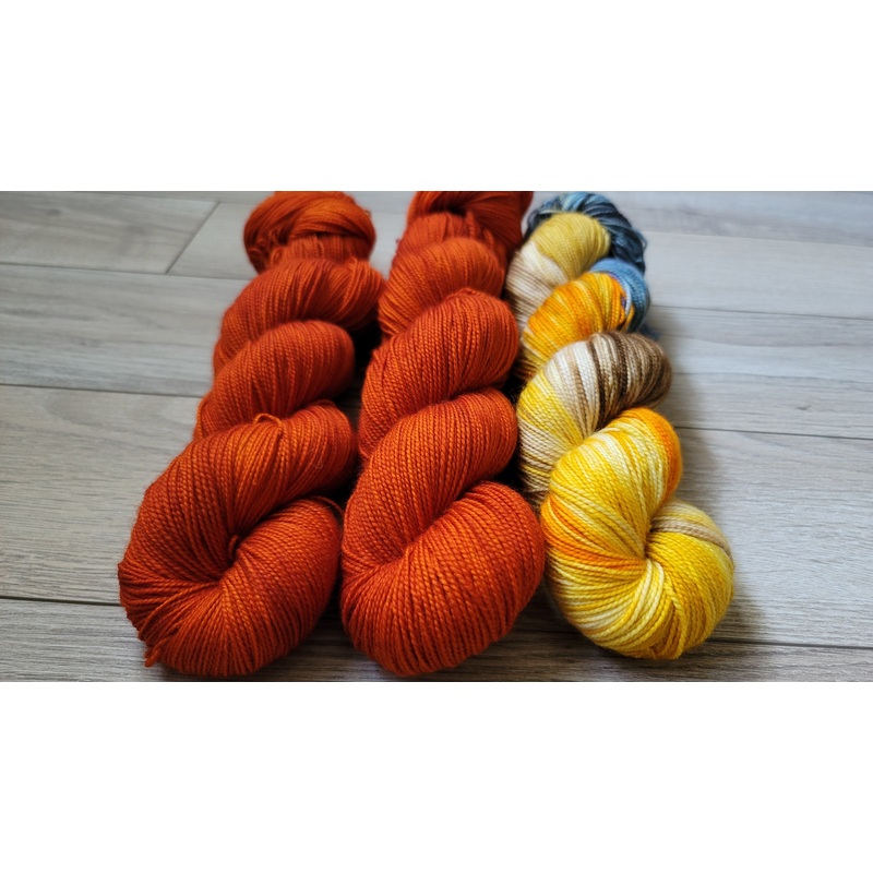 Scarecrow 3 skein kit (ONLINE ORDER ONLY)