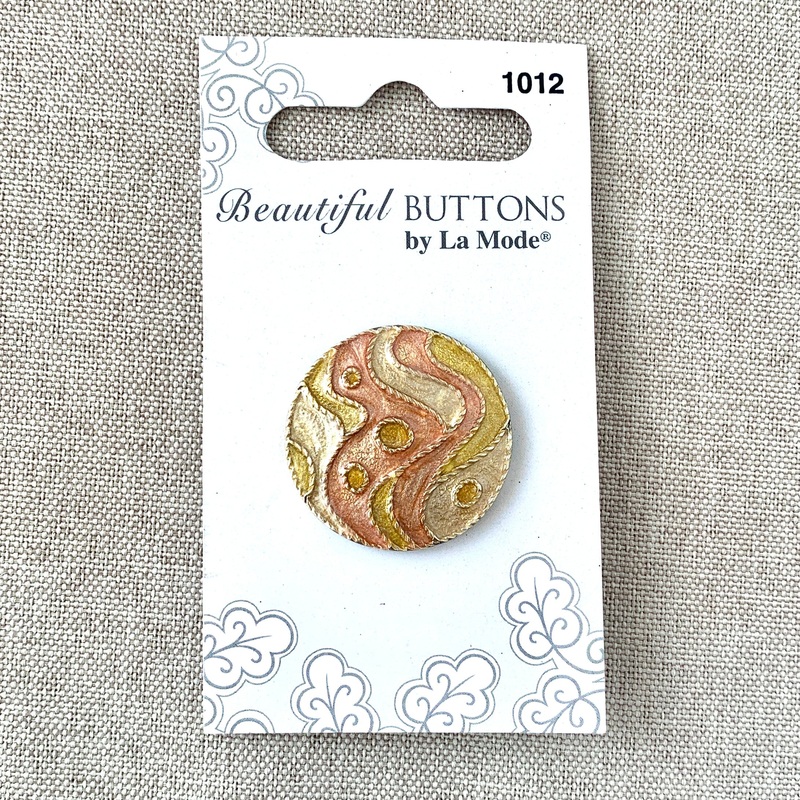 1012 Beautiful Buttons Metallic Desert – La Mode – 1 Hole – 25mm – Pastel Metallic (ONLINE ORDER ONLY)