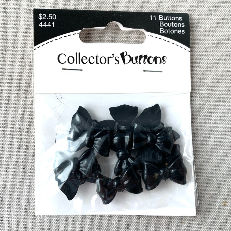 4441 Bow Ribbon – Collectors Buttons – 1 Hole Shank Button – – Black (ONLINE ORDER ONLY)