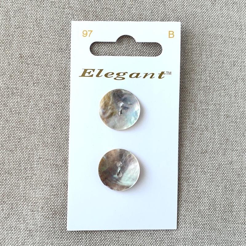 97 Shell – Elegant – 2 Holes – 19mm – Natural (ONLINE ORDER ONLY)