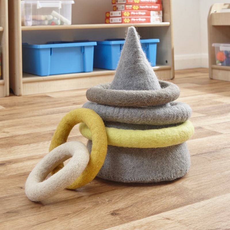 Natural Felt Quoits Set