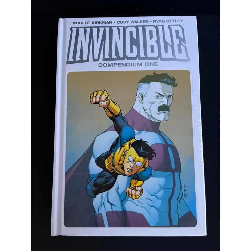 Invincible: Compendium One (ONLINE ORDER ONLY)