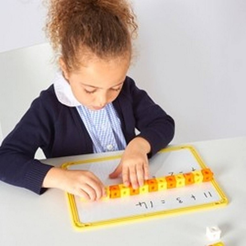 Linking Cubes 2cm Pack of 1000