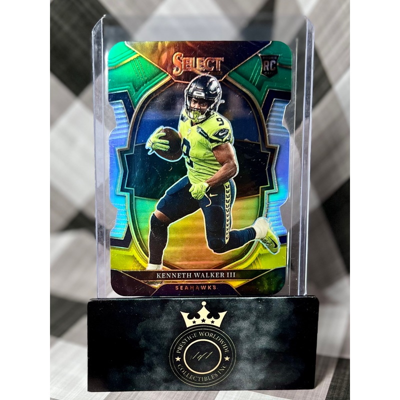 Kenneth Walker III 2022 Select Concourse Green & Yellow Die Cut Rookie #2 (ONLINE ORDER ONLY)