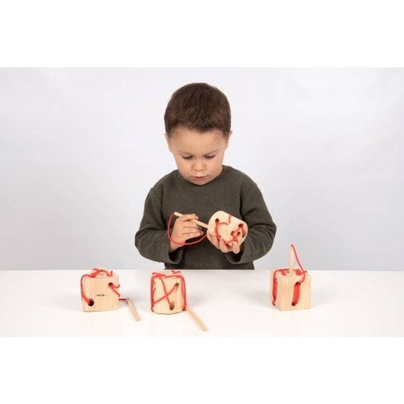 Wooden Lacing Shapes  Pack of 4