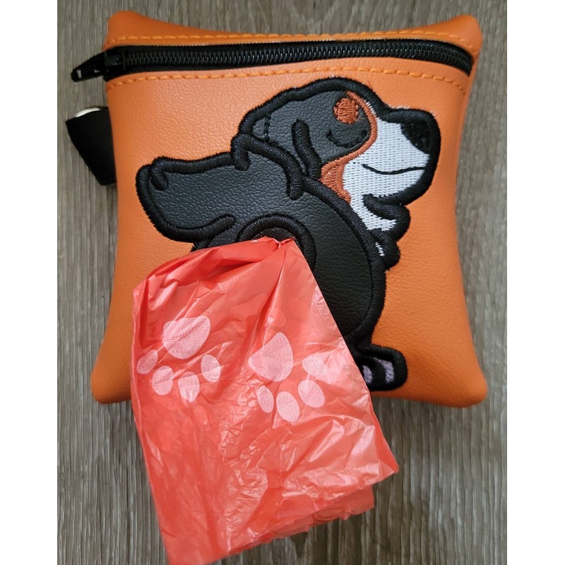 Bernese Mountain Dog Poop Bag Pouch – gift for dog lover – Zippered poop bag holder-  Gift for Dog Walker – veterinarian – dog groomer (ONLINE ORDER ONLY)