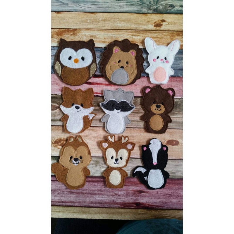 Forest animal – finger puppet – woodland animal – puppet show- quiet toy – party favor – animal – children -educational – pretend play (ONLINE ORDER ONLY)