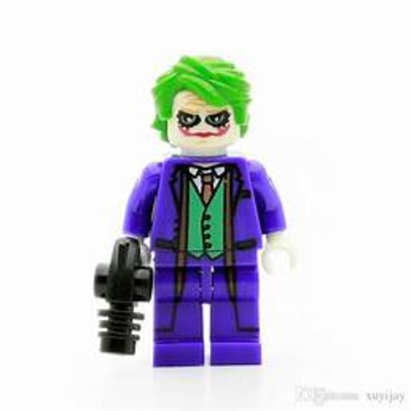 Joker – Dark Knight (2) (ONLINE ORDER ONLY)