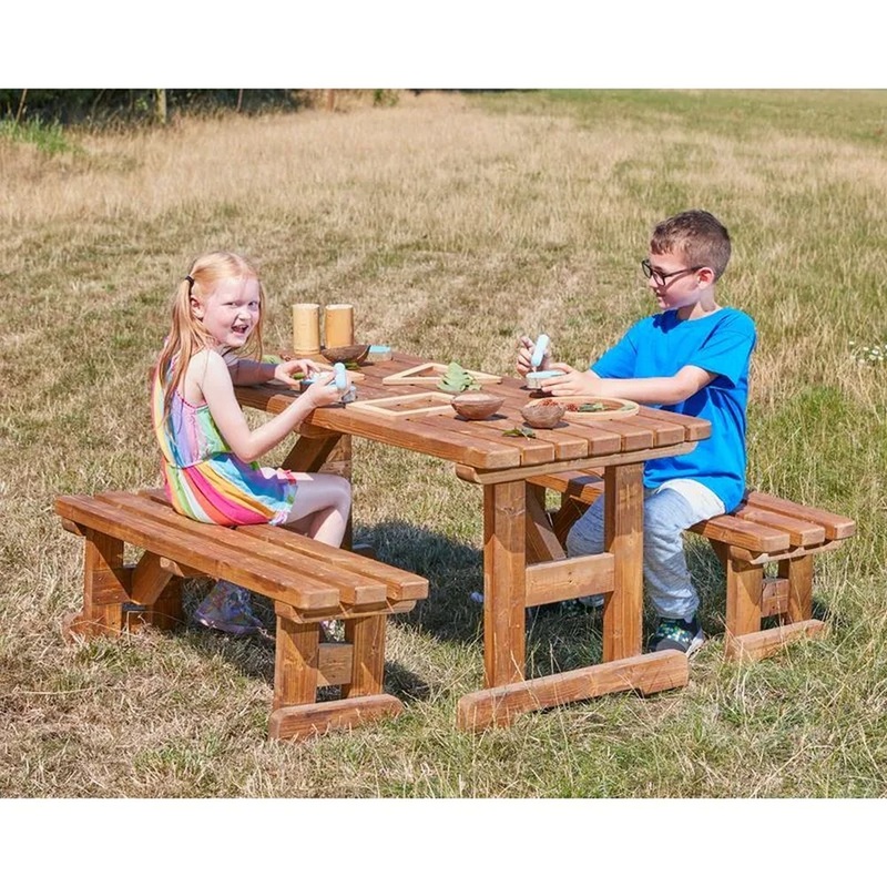 Beefy Table & Benches Set