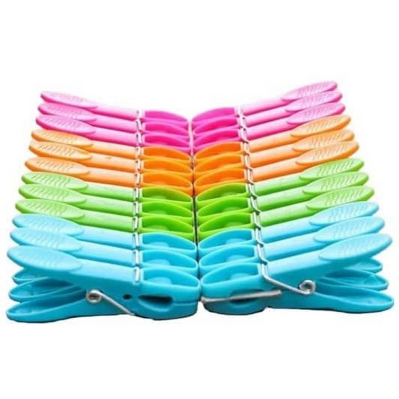 Plastic Craft Pegs Pack of 20