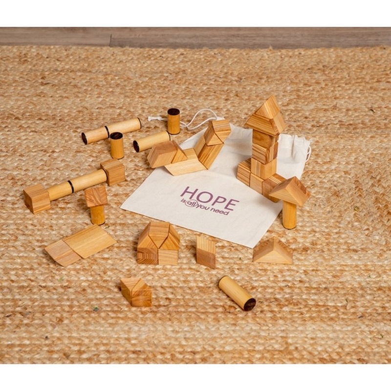 Mixed Magnetic Blocks from Hope Education  39 Piece