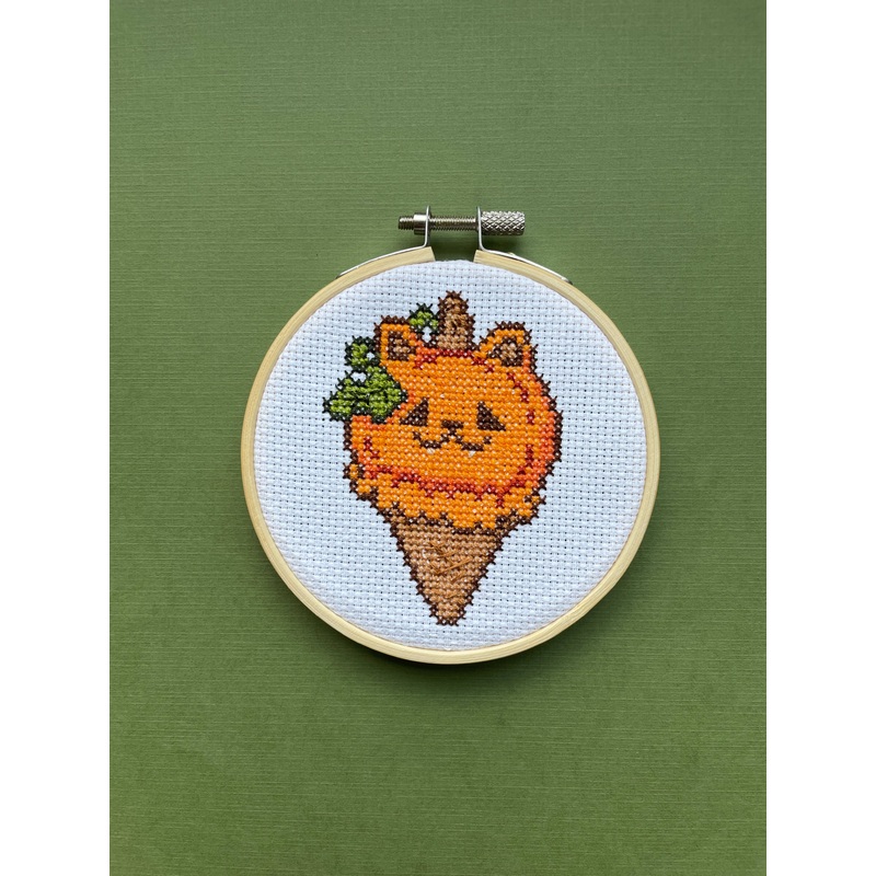 Spot Colors – Spooky Sweets by Bumbleberry Hollows Cross Stitch Kit (ONLINE ORDER ONLY)