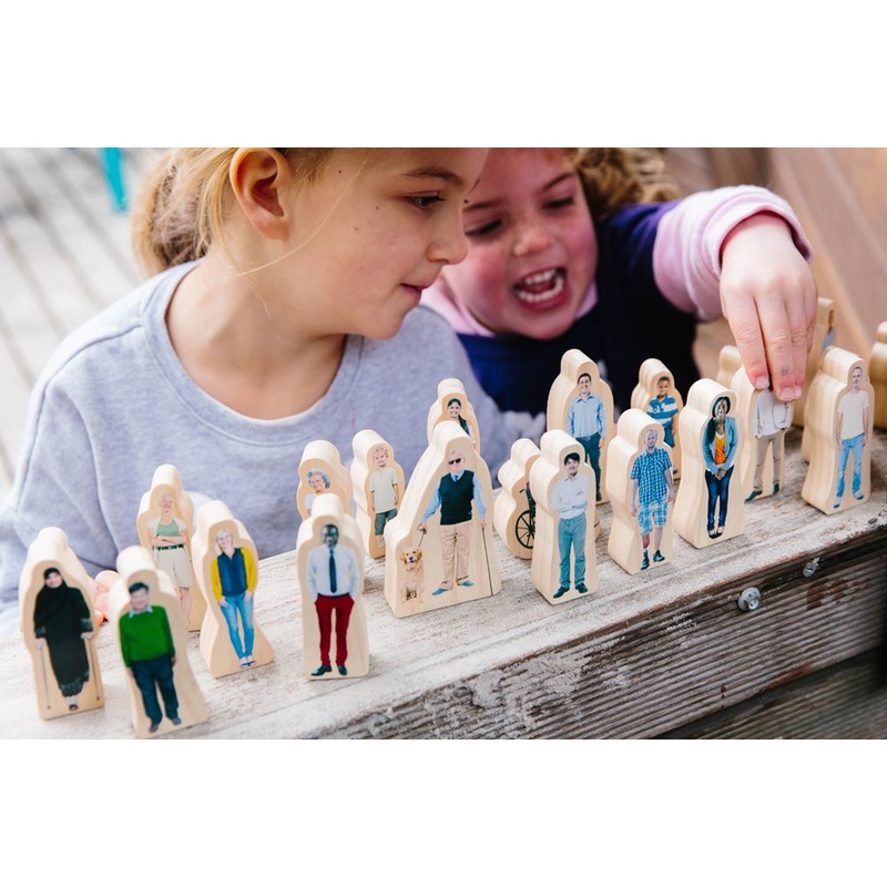 Everyones Family Wooden Figures